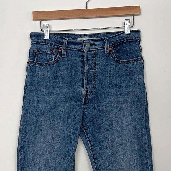 LEVI’S Wedgie Straight Fit Jeans in Summer Love In The Mist - Picture 7 of 14